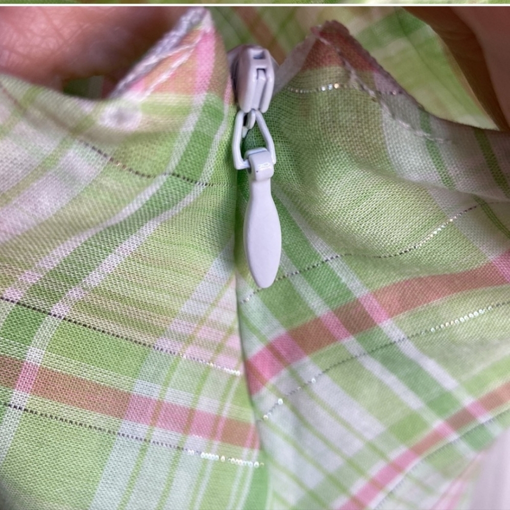 New York and Company Sleeveless Green Plaid with Silver Size 12 - Picture 4 of 6